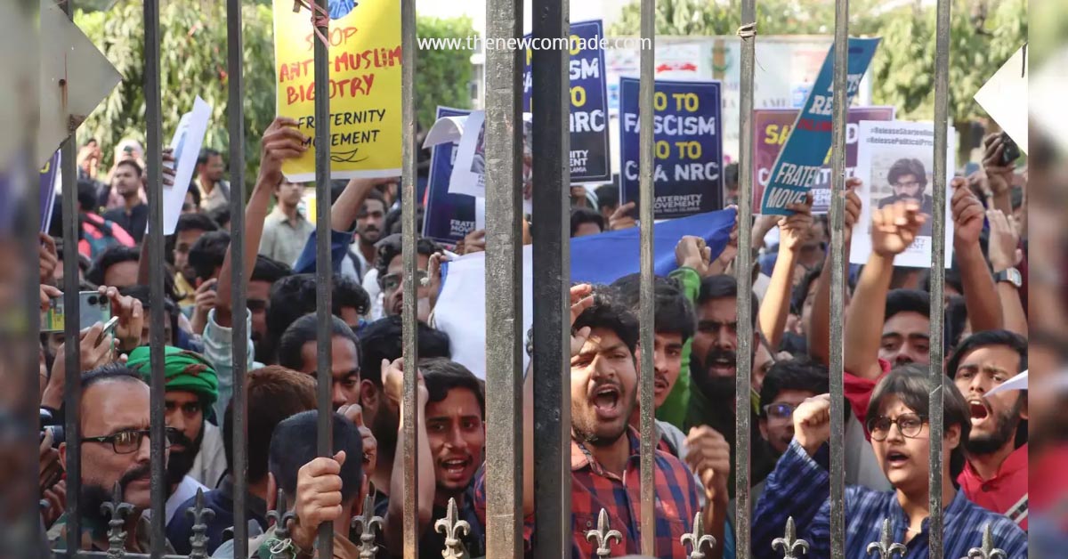 Protests against CAA result in the manhandling and arrest of over 150 students in India